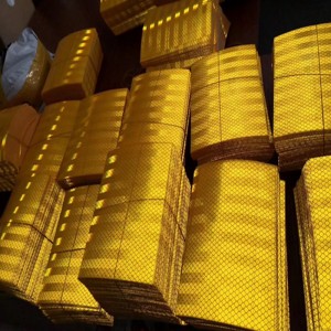 защитная лента светоотражающая полоса желтый черный